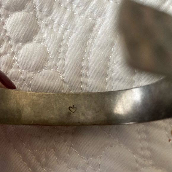 Sabika silver cuff bracelet - Picture 4 of 4